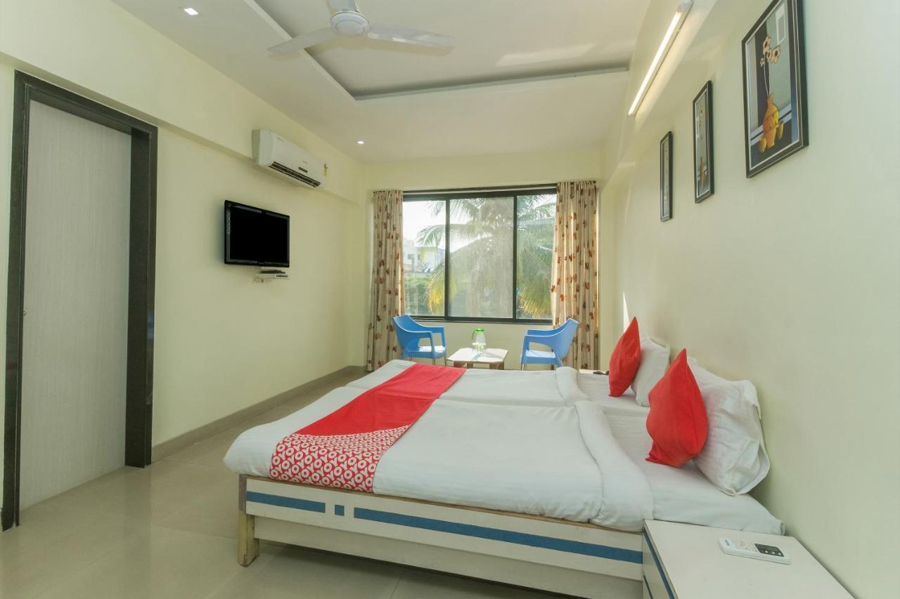 Flagship 4387 Hotel Theem Plaaza Nashik Exterior foto
